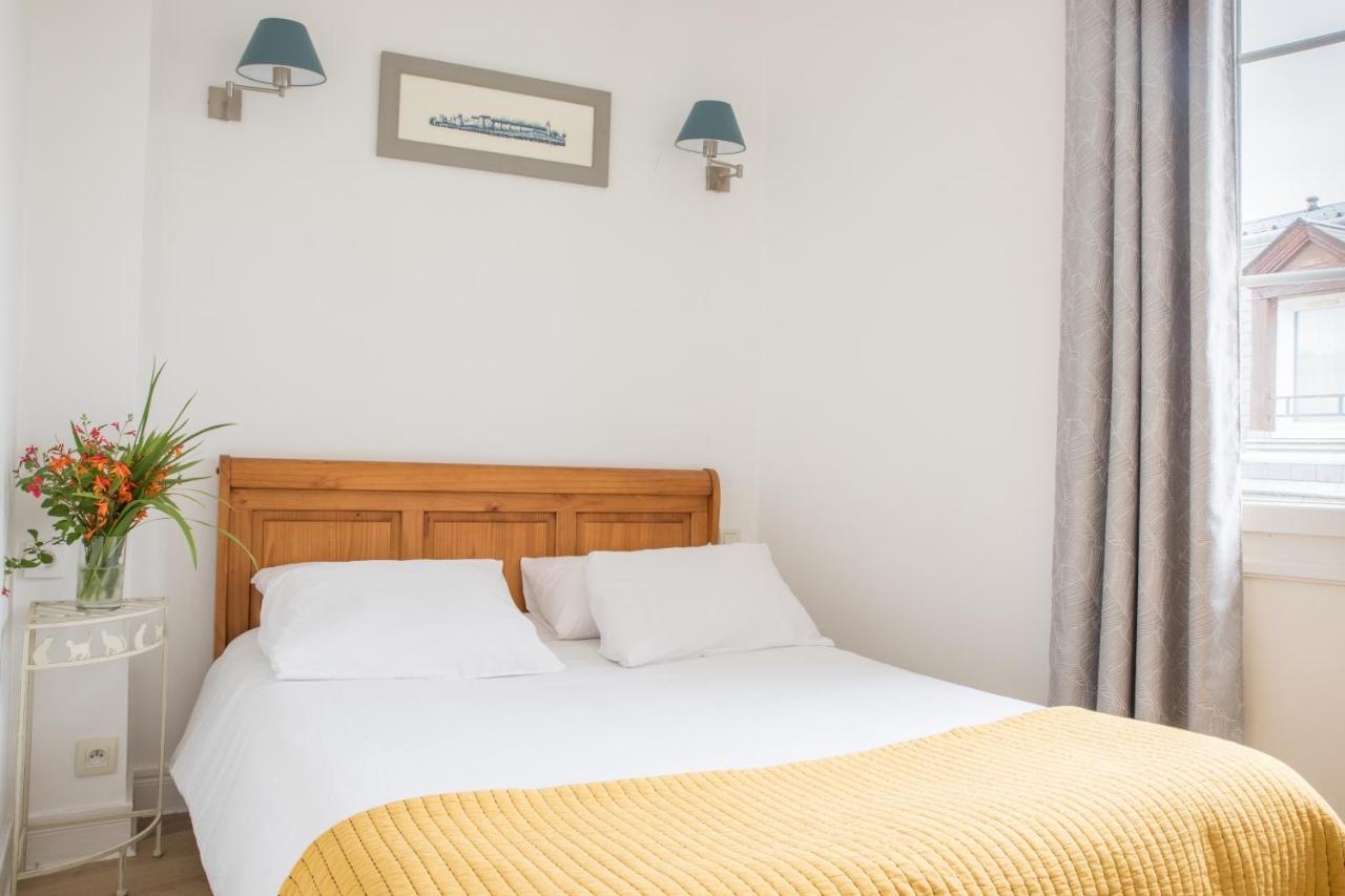 Hotel Le Plantagenet 希农 外观 照片