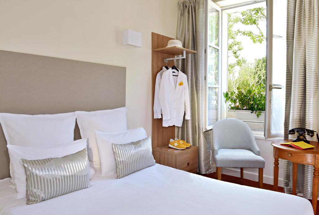 Hotel Le Plantagenet 希农 外观 照片